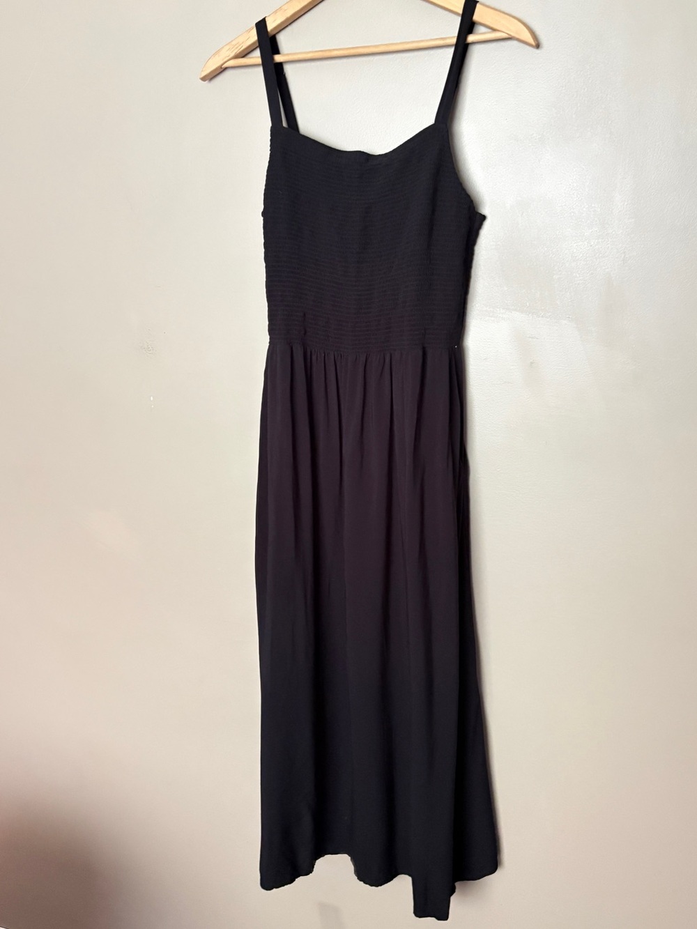 Old Navy fit & flare smocked midi sundress black summer dress viscose L tall EUC - Picture 4 of 15